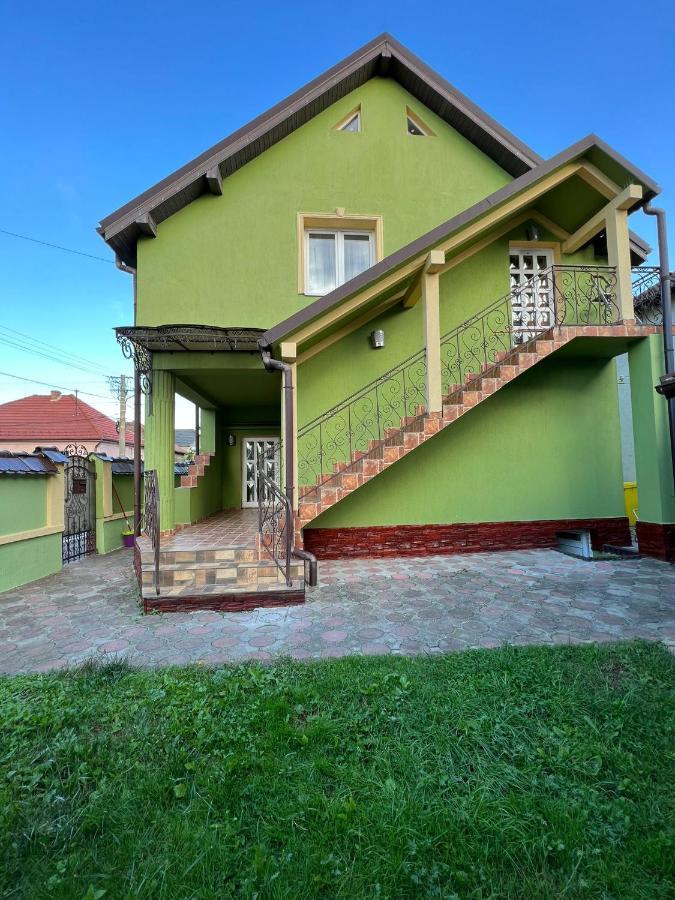 Flh - Mira Apartments Sibiu Esterno foto