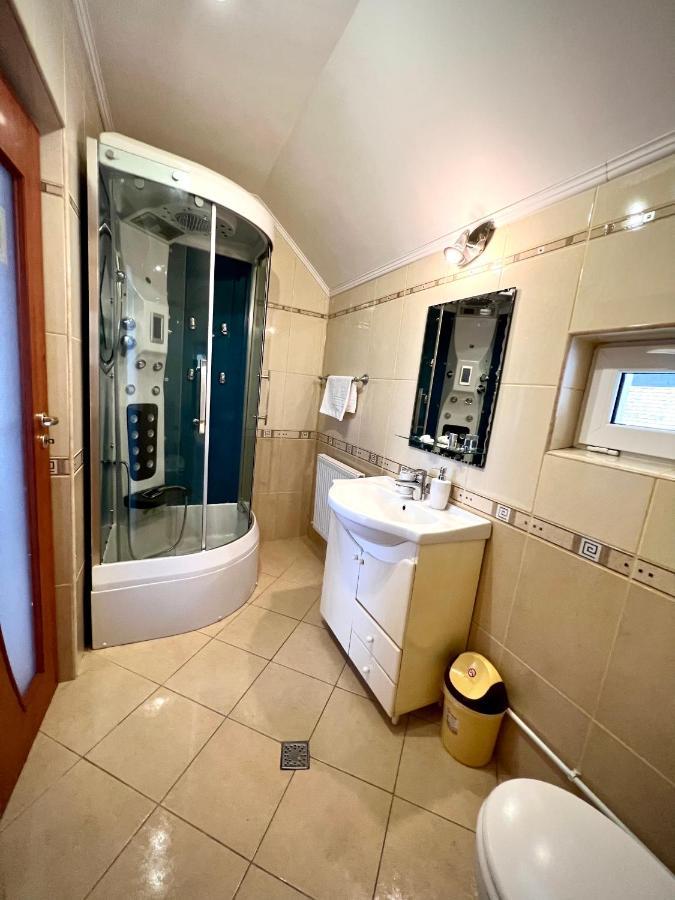 Flh - Mira Apartments Sibiu Esterno foto