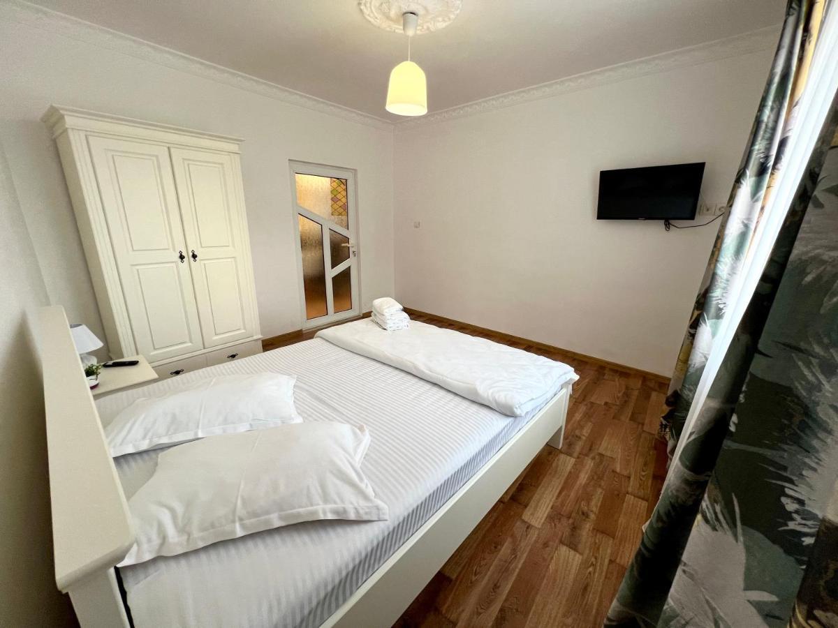 Flh - Mira Apartments Sibiu Esterno foto