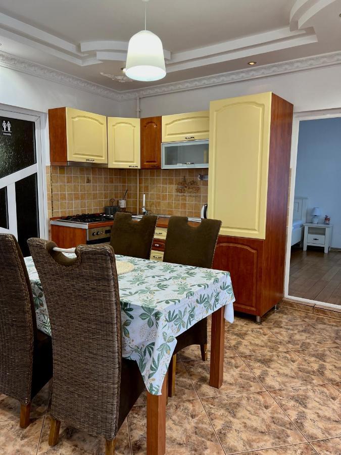 Flh - Mira Apartments Sibiu Esterno foto